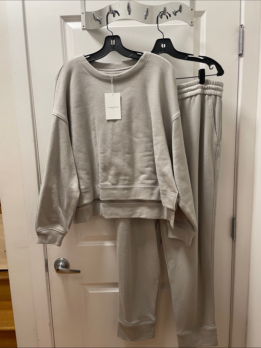 Lafayette 148 New York Pale Grey Sweatshirt & Joggers Set